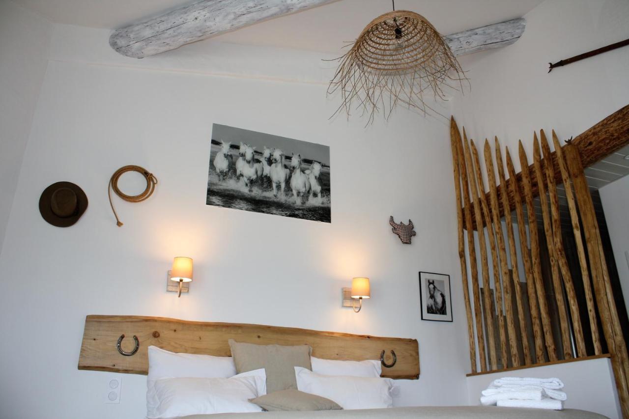 Mas Fandelou Bed & Breakfast Saintes-Maries-de-la-Mer Exterior photo