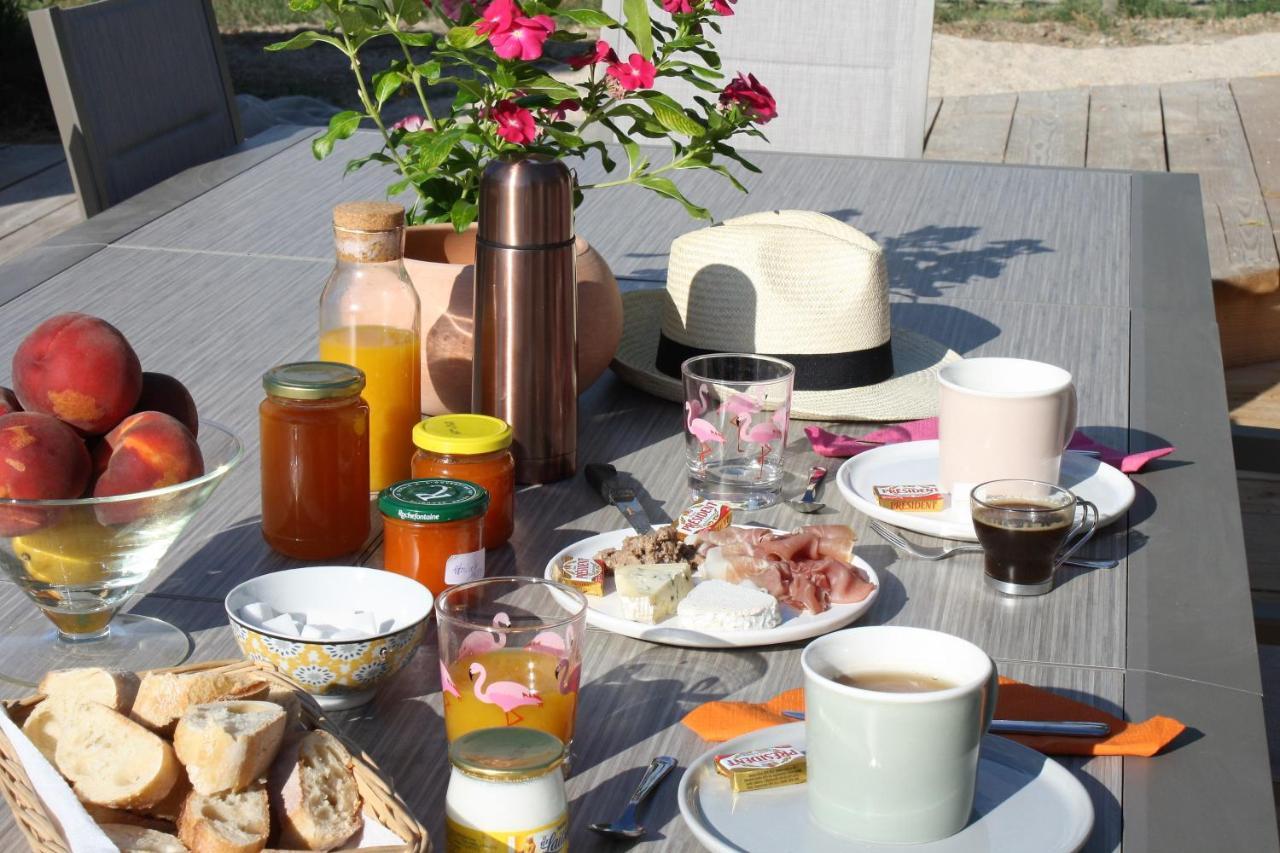 Mas Fandelou Bed & Breakfast Saintes-Maries-de-la-Mer Exterior photo