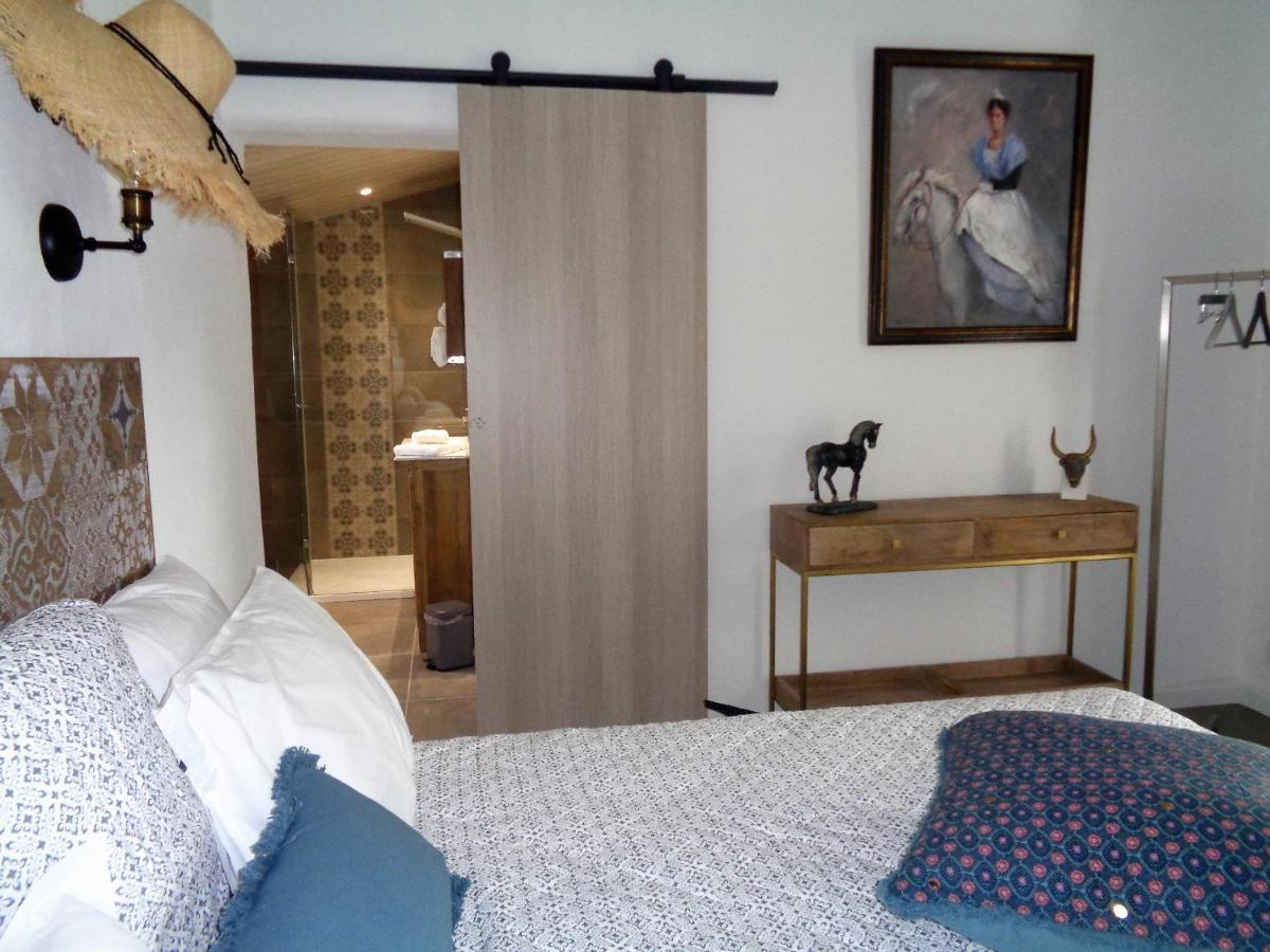 Mas Fandelou Bed & Breakfast Saintes-Maries-de-la-Mer Exterior photo